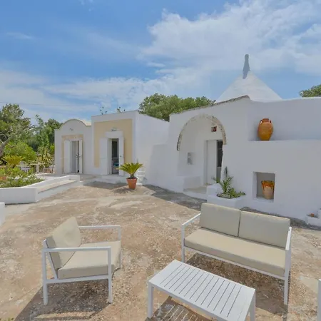 Trullo Albamarina