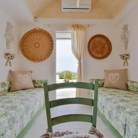 Trullo Albamarina * אוסטוני
