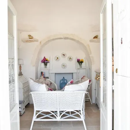 Trullo Albamarina